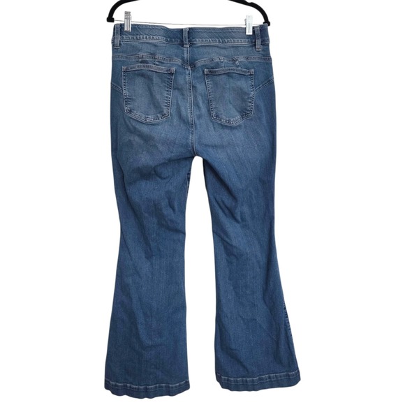 Torrid Bombshell High Rise Flare Jean - Picture 5 of 9